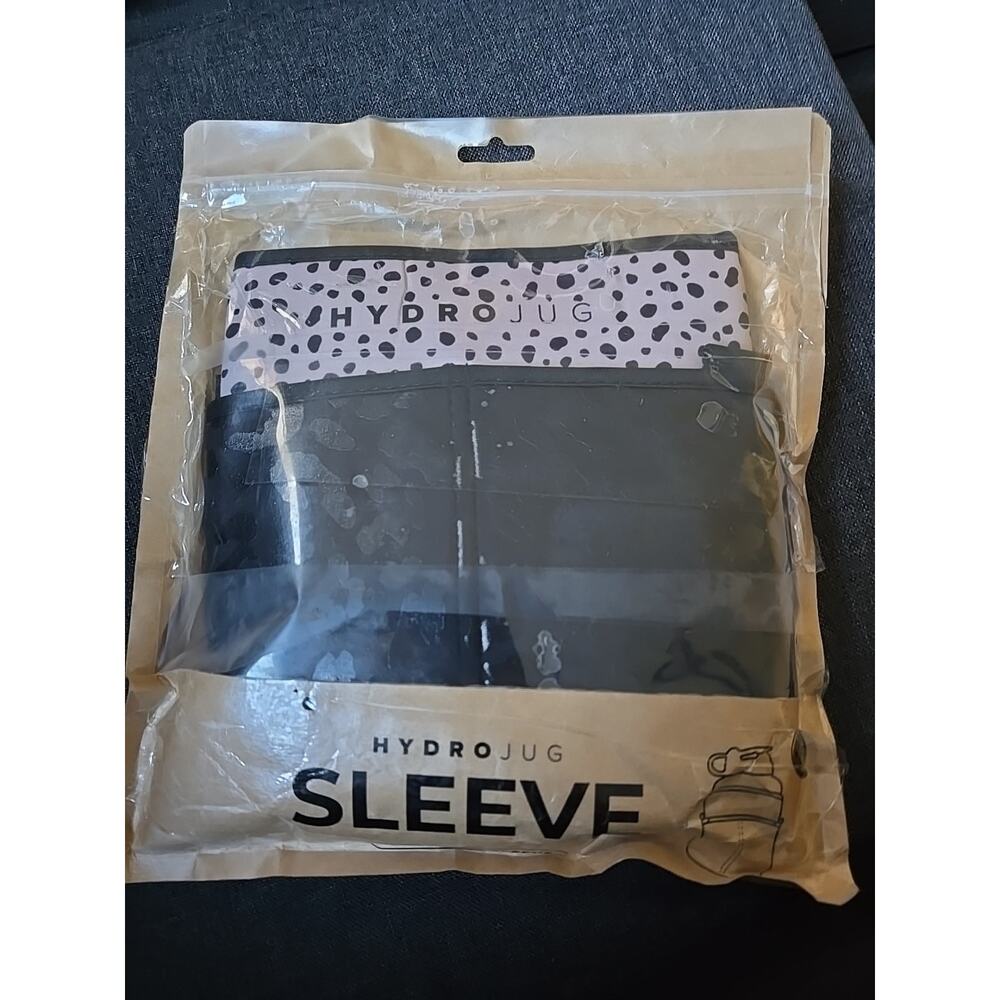 HydroJug Pro 73oz, Sleeve & Strap Black BOUJEE Animal Print Vinyl Insulating